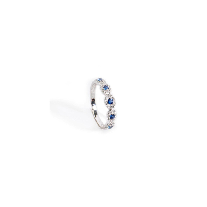 sapphire diamond halo ring